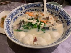 八宝鱼头-山外山菜馆(玉泉路店)