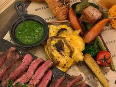 -Mark&Mars Restaurant