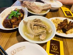 招牌肉骨茶-松發肉骨茶(牛车水店)