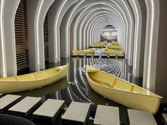 -涨巢·潮玩水疗局