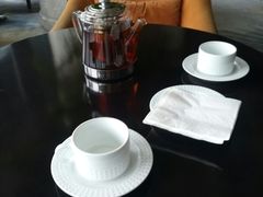 靠窗位-李沧绿城喜来登酒店大堂吧