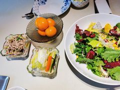 牛油果藜麦脆爽沙拉-悦融琥珀·京鲁菜(西单店)