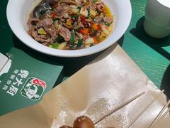 酸辣鸡杂-费大厨辣椒炒肉(太平老街店)