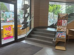-麦当劳(乳山路店)