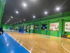 -健龙森俱乐部·游泳·健身·羽毛球综合体育馆