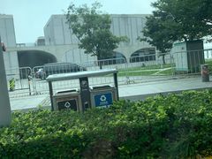 -龙美术馆西岸馆-停车场