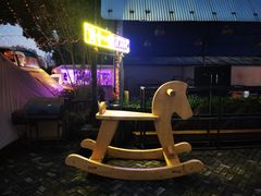 -几个木匠匠人厨房
