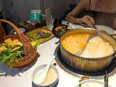 鸳鸯锅底-濠七糟粕醋•海南酸汤火锅(中关村店)