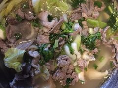 -杨三孃跷脚牛肉(西外棕榈岛店)