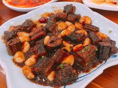 -侬佳蒸菜馆(听潮店)