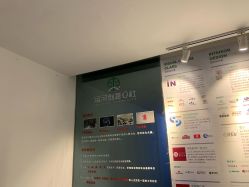 -菲林婚纱摄影工作室