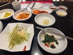 -本家·添百客韩国料理(泰然店)