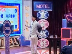 -小天鹅火锅·一线江景洪鼎旗舰店(洪崖洞店)