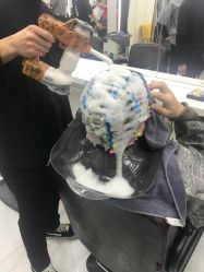 -朗峰专业美发沙龙