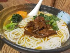 -贯一台湾牛肉面(八一七中路店)
