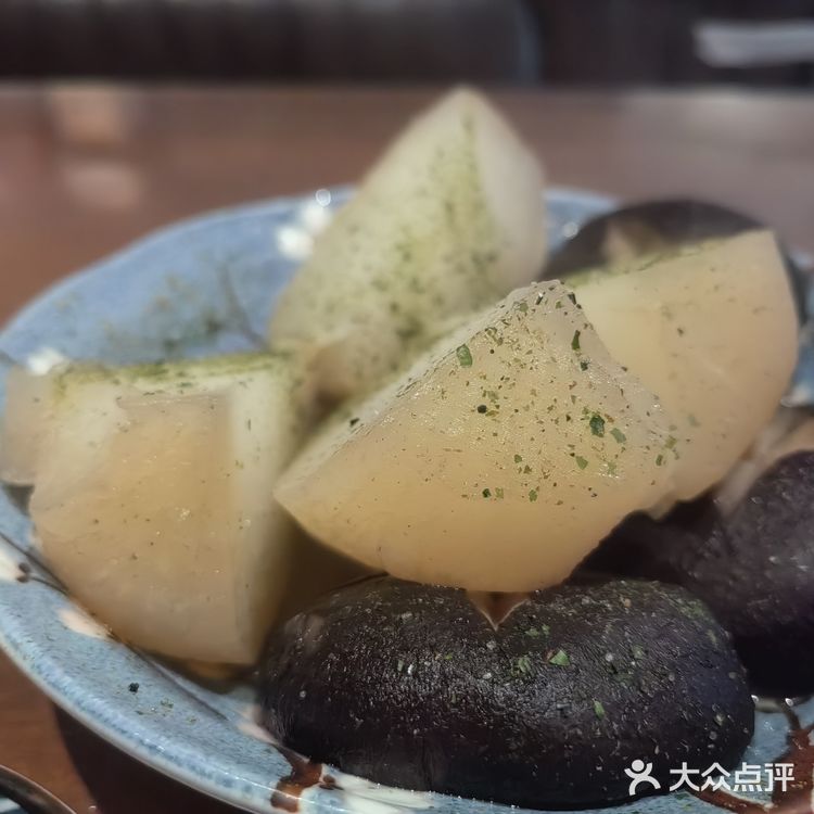 南京醉红酒吧街 吃啥 吃关东煮 早点南京甜点