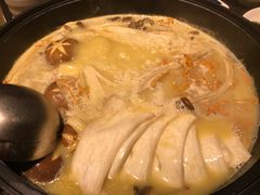 -煲宫猪肚鸡(昆山金鹰国际购物中心店)