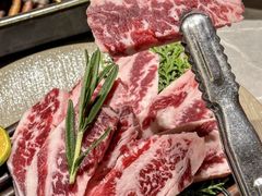 -草家酱蟹炭火烤肉店(珲春南路一店)
