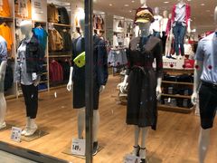 -优衣库(海口秀英万达广场店)