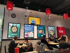 大堂-歪嘴香鸡公煲(大连佳兆业店)