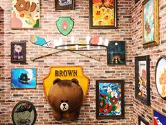 -LINE FRIENDS Garosu-gil Flagship Store