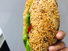 -星巴克臻选(莘庄仲盛店)