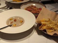-静香HOUSE·全时段融合餐厅(七星欢乐颂店)