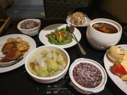-臻康乃馨月子中心(凯宾斯基店)