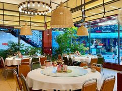 -刘姐啤酒鱼民族演艺餐厅(西街总店)