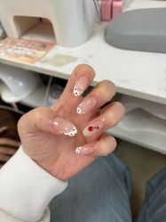 -尤米一站式美甲美睫