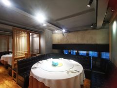 -鄱阳湖·江西小炒·瓦罐煨汤(五道口店)