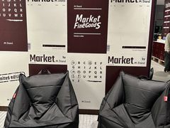 -M Stand(成都COSMO店)
