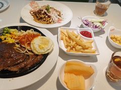 -东方豪客牛排意面披萨(金凤万达店)