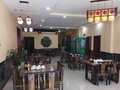 大堂-壹阁胡羊焖饼(特色小吃街店)