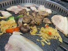 -马路牙子烧烤音乐酒馆(望京店)