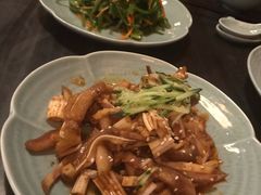 凉拌猪耳-丽江金茂凯悦臻选酒店-滇香馆