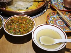 -洱火云南酸菜牛肉火锅(石景山当代商城店)