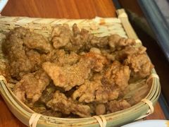 -爆炸头阿姨小四川正宗川味小吃(无任何分店)