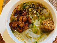-上海西藏大厦万怡自助餐厅(徐汇店)