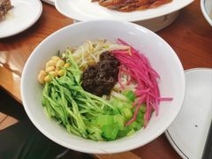 老北京肉丁炸酱面-吴记百姓菜馆·北京菜·烤鸭(故宫店)