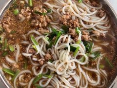 -正宗杨记普洱酸醋米线(总店)
