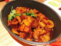 土豆干红烧肉-小大董·烤鸭(凤凰汇店)