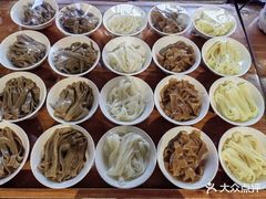 -艳阳天民俗村(公园路店)