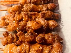 -何妹湿辣牛肉·粤式烧烤砂煲(桂雅路店)