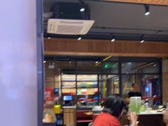 大堂-管氏翅吧(护国寺店)