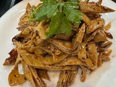 -老来福·非遗酸汤兔(凯旋路店)