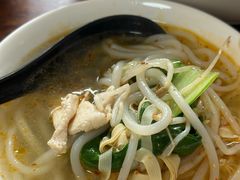-金家小金碗云南过桥米线