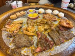 -阿昌白族石板烧·菌锅(大理古城店)
