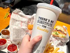 -The Habit Burger Grill 哈比特汉堡(复兴soho店)