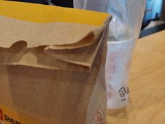 -麦当劳(展览路店)